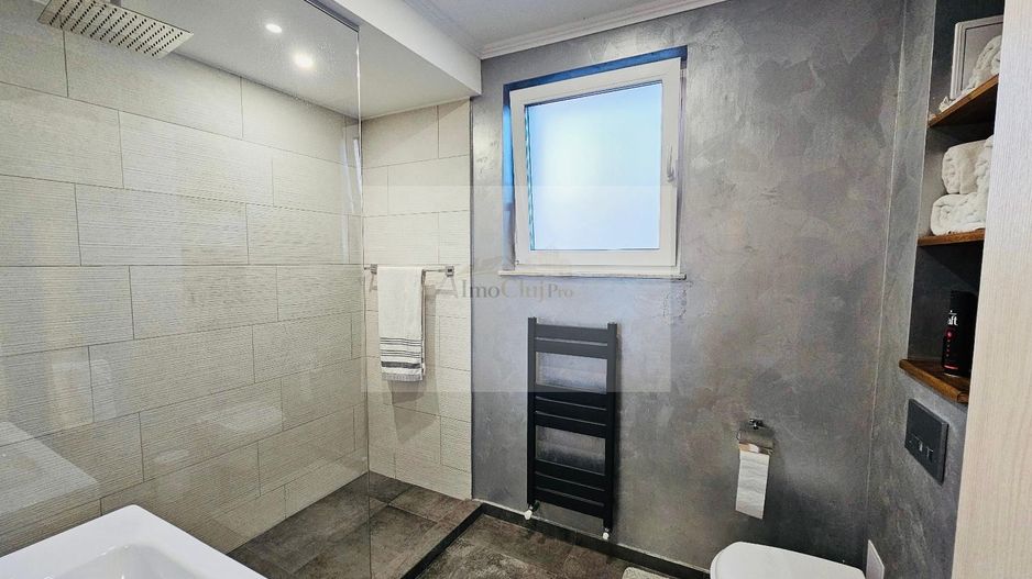 Casă spațioasă cu 4 camere și curte proprie – ideală pentru familie - Poză 14