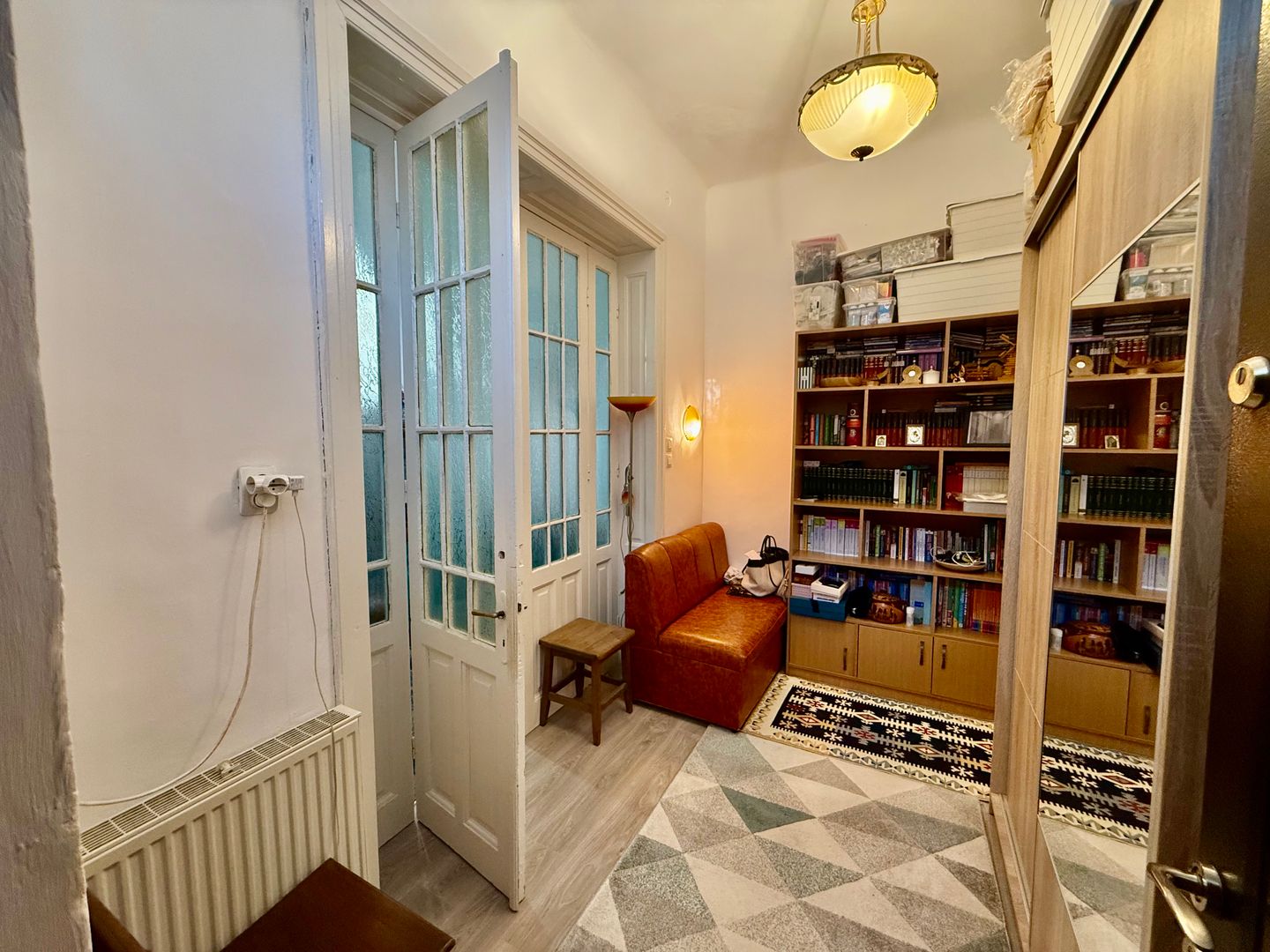 Căsuță interbelică în Cartierul Evreiesc | 225 mp teren | Curte liberă 135 mp - Poză 8