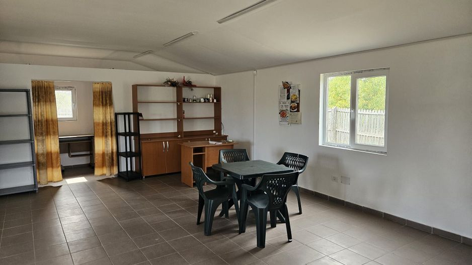 Spatiu comercial + teren, Moraresti stradal, DN7 Pitesti-Valcea - Poză 11