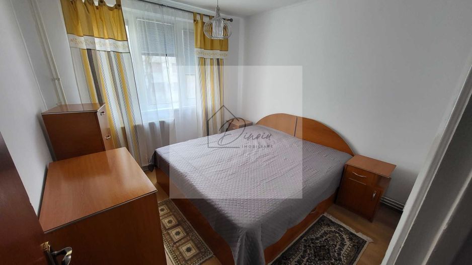 Apartament 3 camere de vanzare Titan I centrala gaz I etaj 1/4 - Poză 4