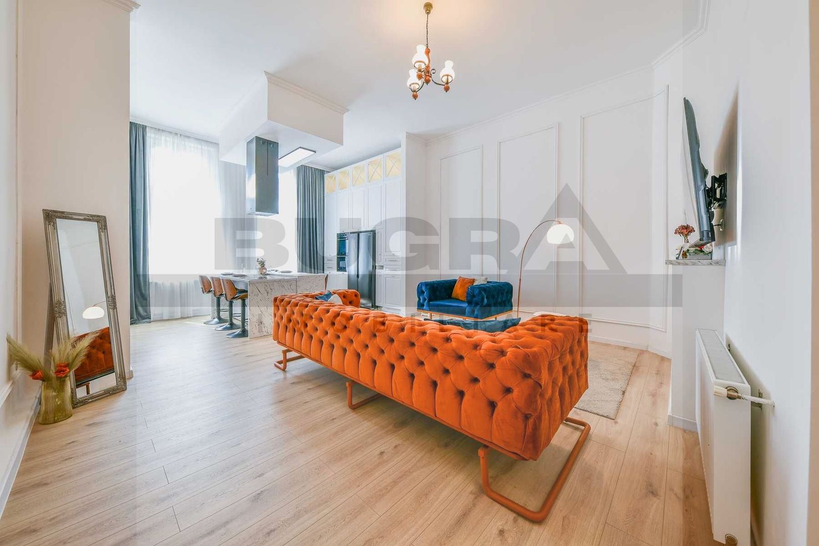 Apartament de 3 camere, Lux, 83mp, parcare, zona UMF - Poză 1