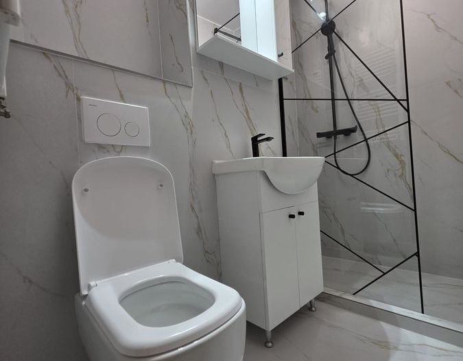 GARSONIERA IANCULUI - BLOC REABILITAT, PRIMA INCHIRIERE, MODERN - Poză 12