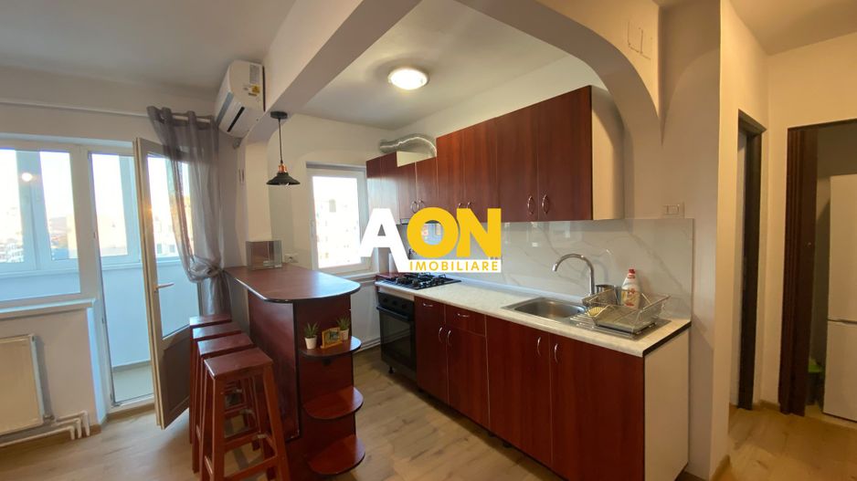 Apartament cu 4 Camere, Bloc cu Lift, Bld. Transilvaniei - Poză 2