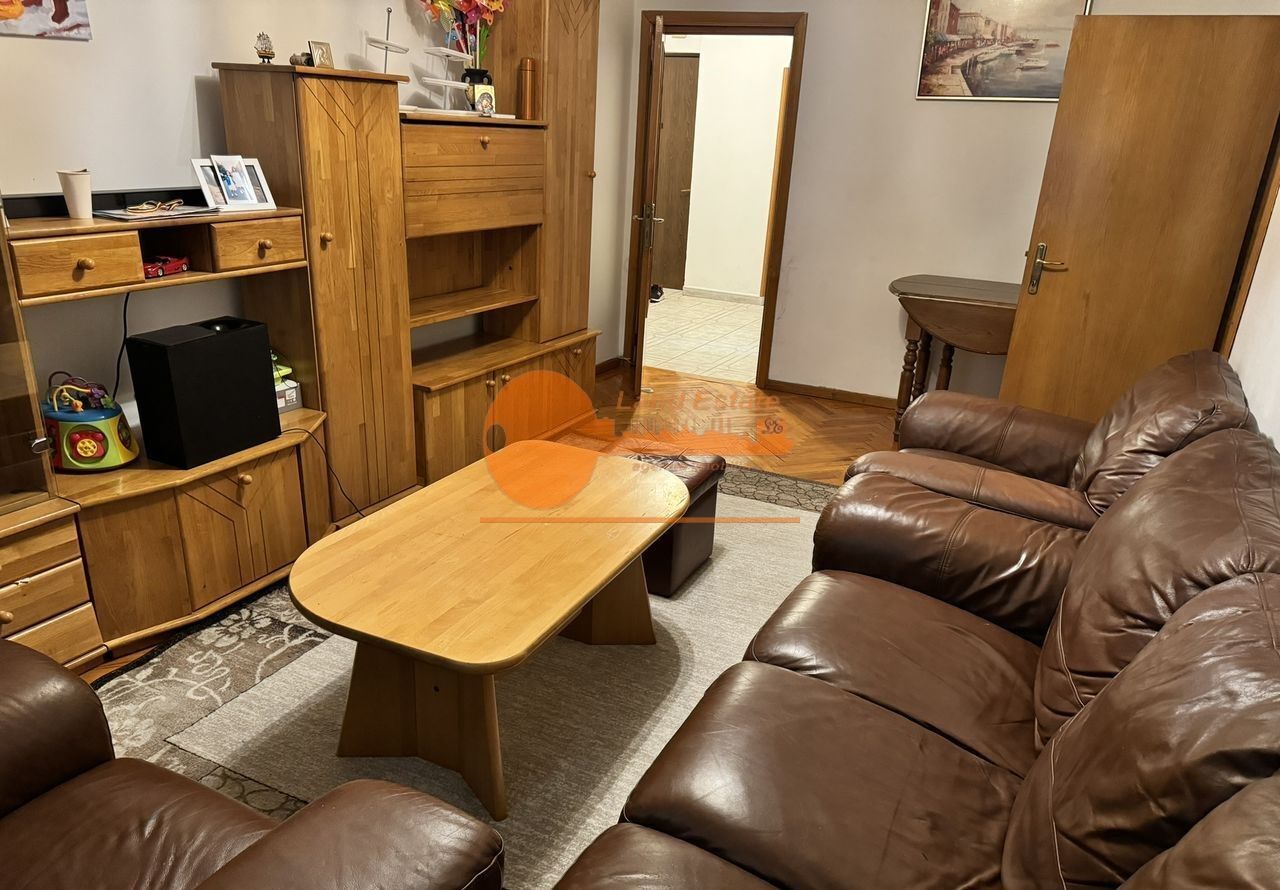 4 camere la 600m de Facultatea de Constructii - Teiul Doamnei - Poză 1