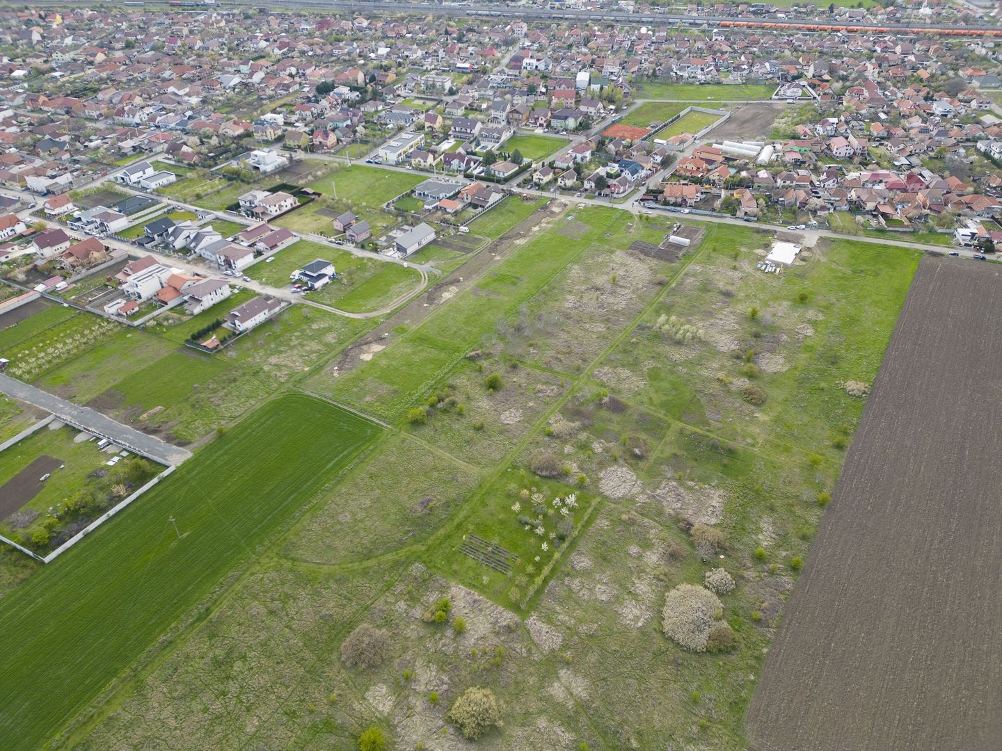 Teren intravilan în cartier nou zona Grădiște - Poză 2