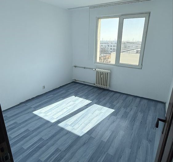 Apartament 3 cam zona Trapezului - Prevederii - Poză 3