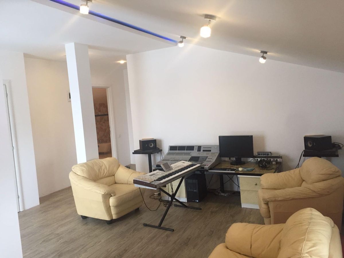 Vila spatioasa de inchiriat | 5 camere| costuri mici la intretinere - Poză 10