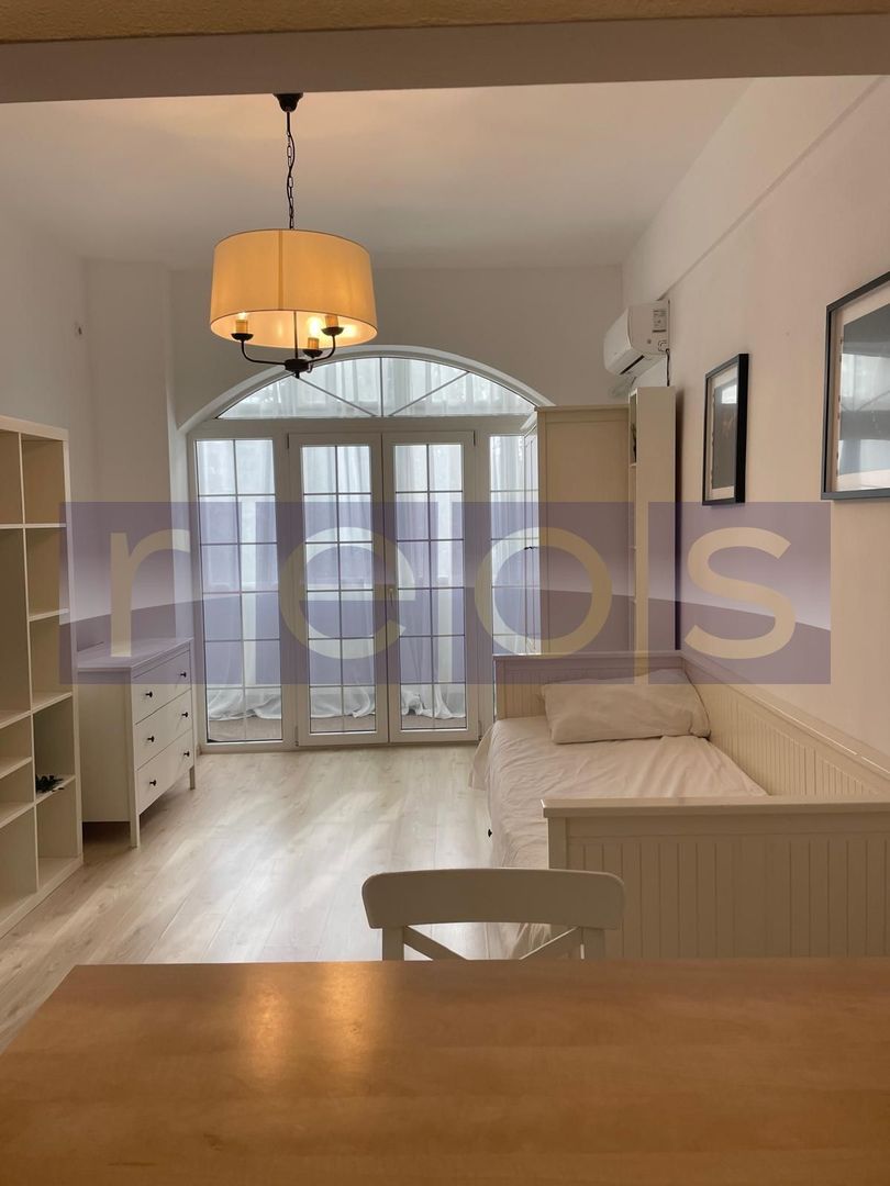 VANZARE GARSONIERA BOEMA 30MP ROMANA UNIVERSITATE ULTRACENTRAL Centrala Proprie - Poză 1