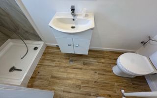 Vile 4 camere Tunari, Zona f buna, asfalt - Poză 9