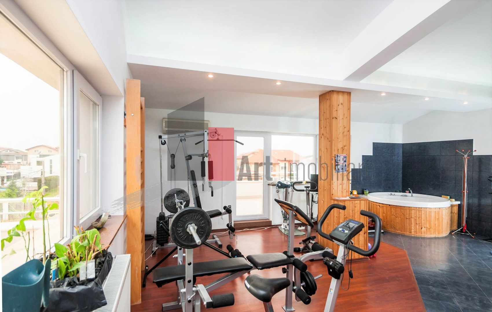 Vila luxoasa cu piscina si curte generoasa - Pipera - Poză 23