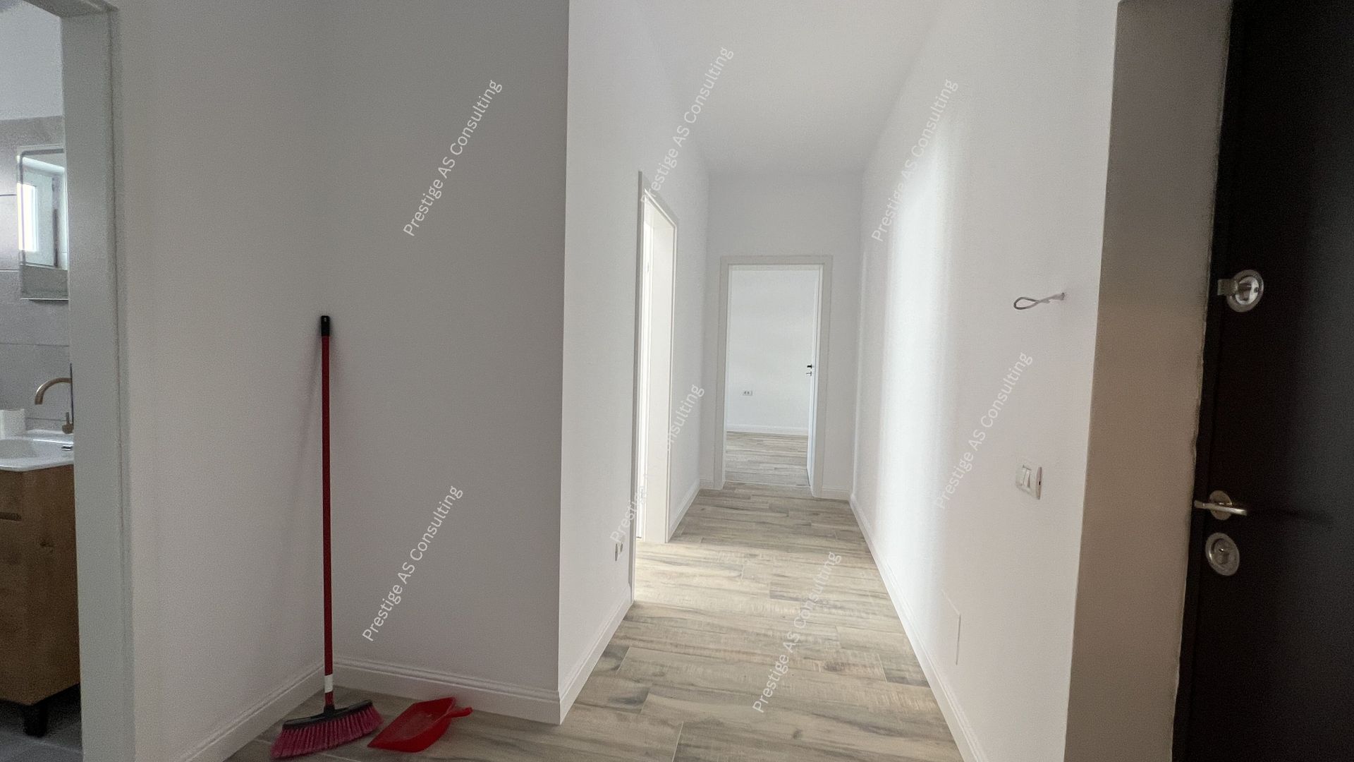 Apartament 3 Camere | Etaj 1 Lift | Intrare in Dumbravita - Poză 8