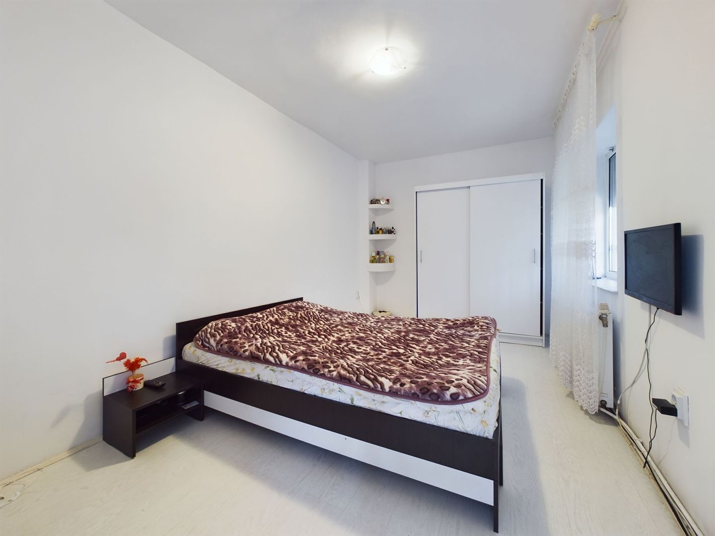 Casă cochetă pe strada Făt Frumos. - Poză 7