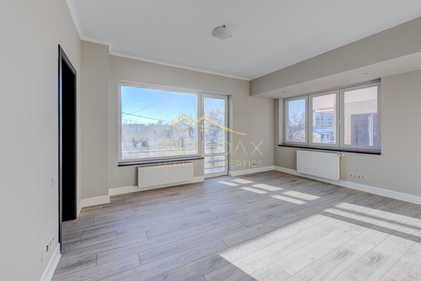 Vila ***400mp*** + Curte Proprie // zona Aviației - Poză 15