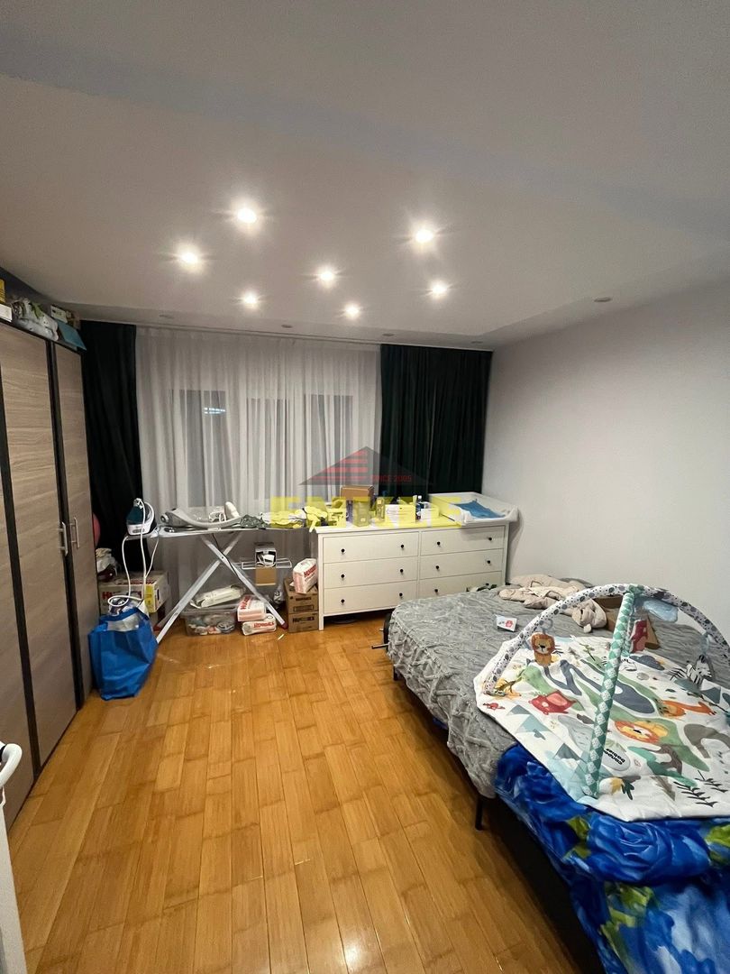 De vânzare apartament 3 camere – zona Stejari - Poză 6