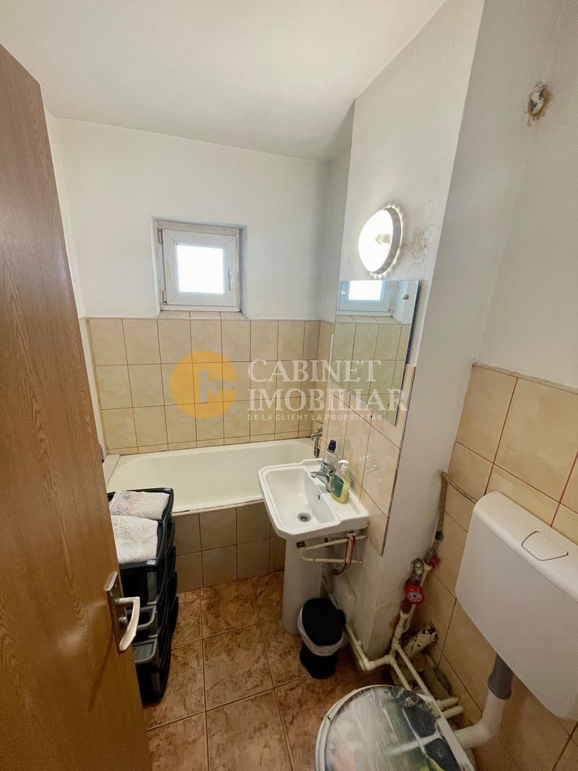 Apartament cu 2 camere - Etaj Intermediar - Fara Risc - Podu Ros - Poză 4