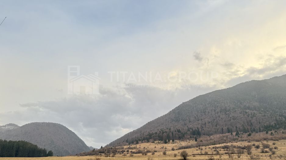 Teren intravilan, 2548 mp, cu priveliște superbă - Zărnești - Poză 2