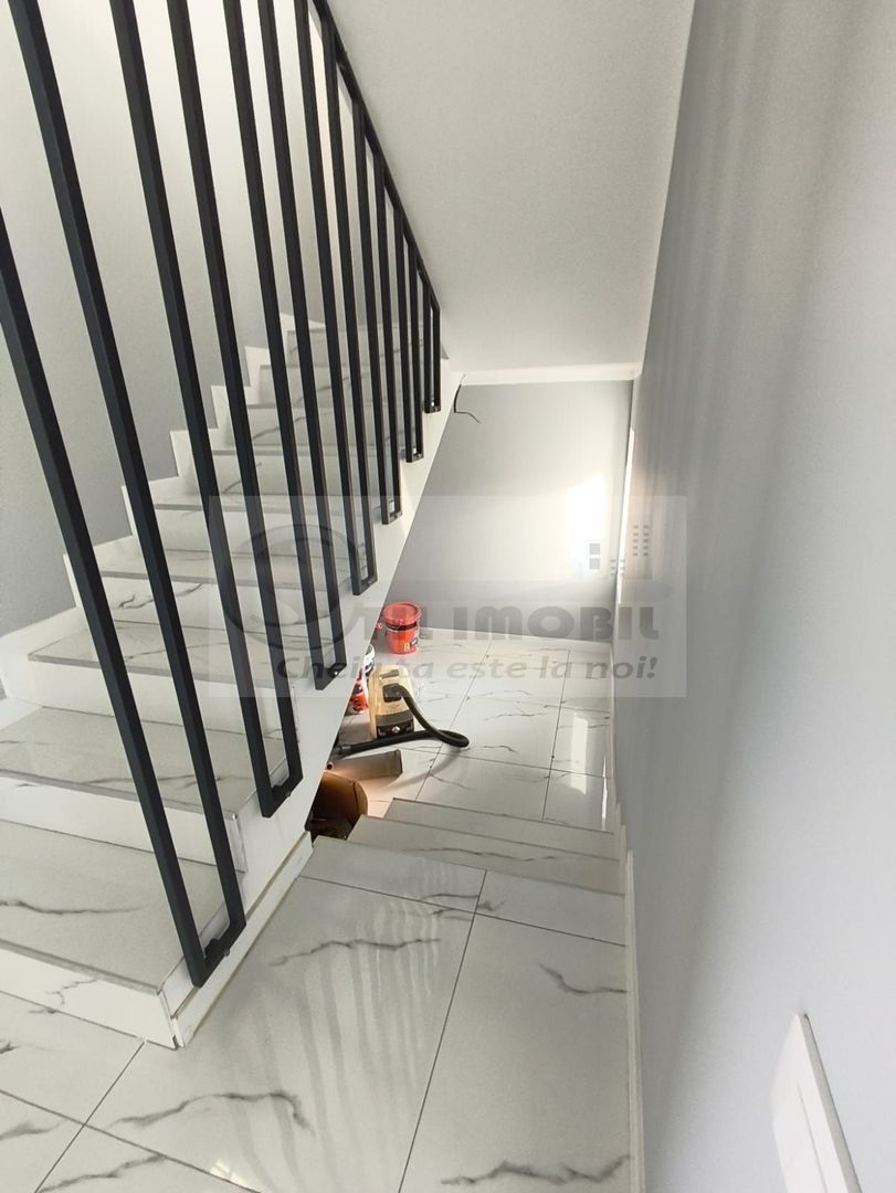 Casă Exclusivistă în Bucium – Finisaje Premium, 3 Camere, 210.000 € - Poză 4