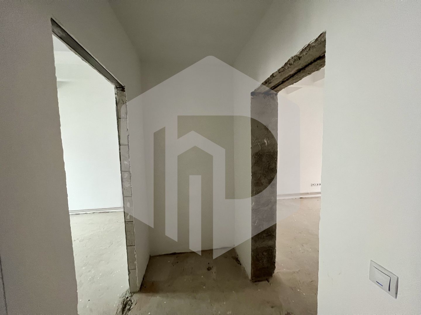 Apartament 2 camere renovat/ Decomandat+ Pivniță 16 mp-Turnisor-Metro - Poză 8