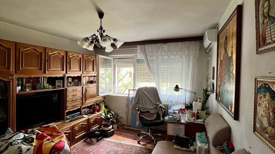 Apartament 4 camere-Pozitie excelenta - Poză 1