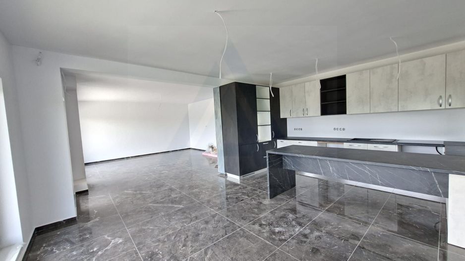 Casă moderna premium 195 mp utili cu garaj și teren 815 mp în Selimbar - Poză 3