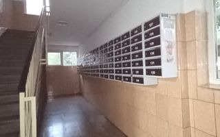 Garsonieră decomandată, 28 mp + balcon, vis-à-vis de Piața Delfinului - Poză 3