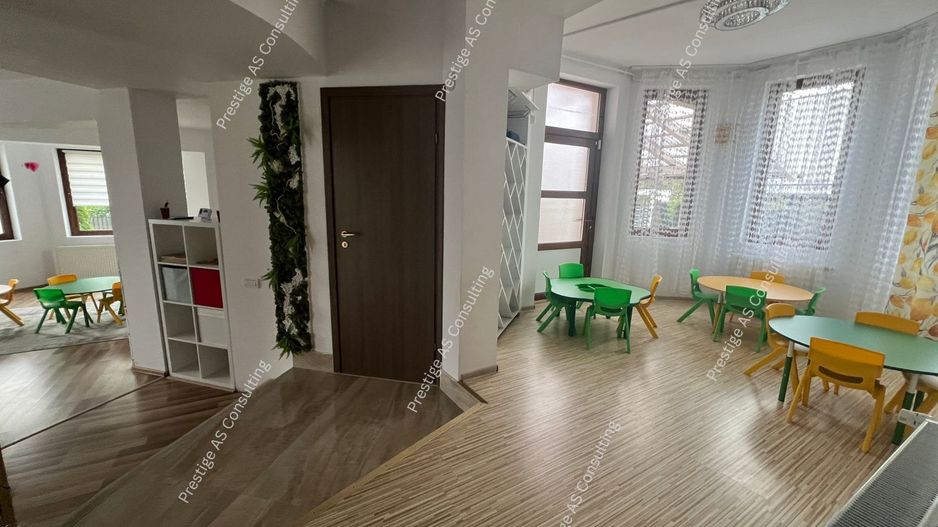 Casa 7 incaperi + Anexe | 1420mp Teren | La Intrare in Dumbravita - Poză 4