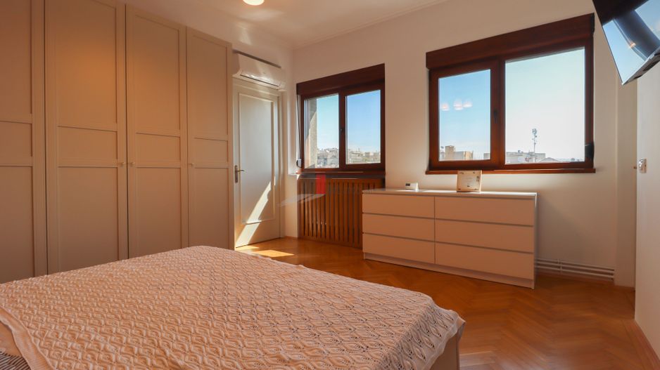 Apartamentul "COBERTURA",  PENTHOUSE "PIATA SPANIEI", TERASA 63 mp, CONSOLIDAT - Poză 34