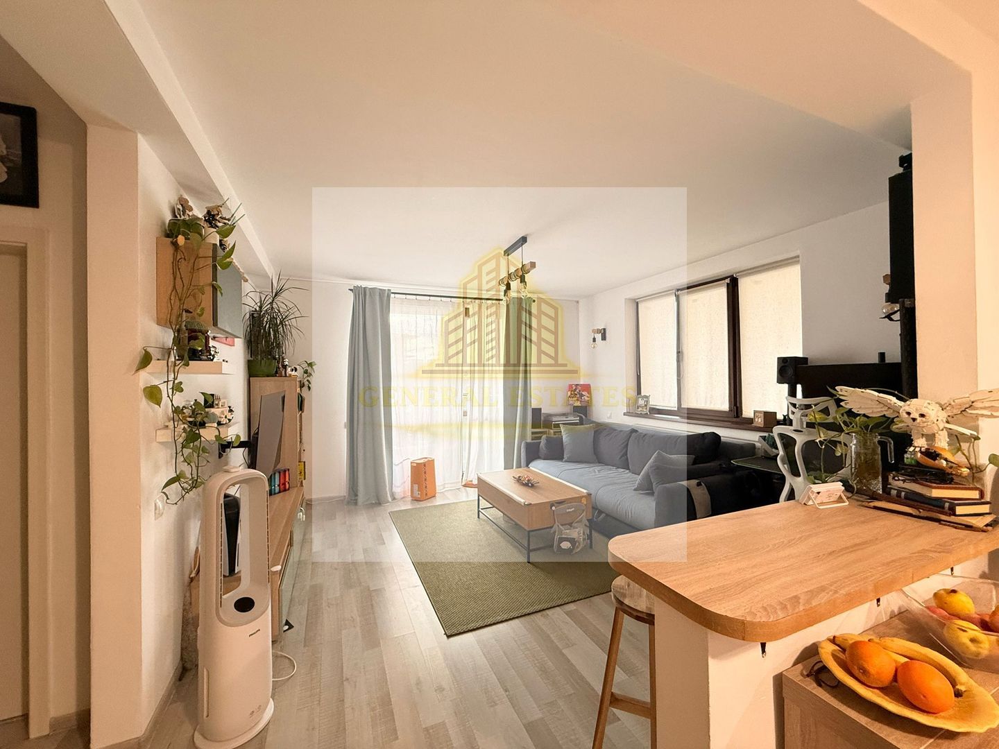 Apartament nou, luminos, cu curte proprie și parcare inclusă - Poză 3