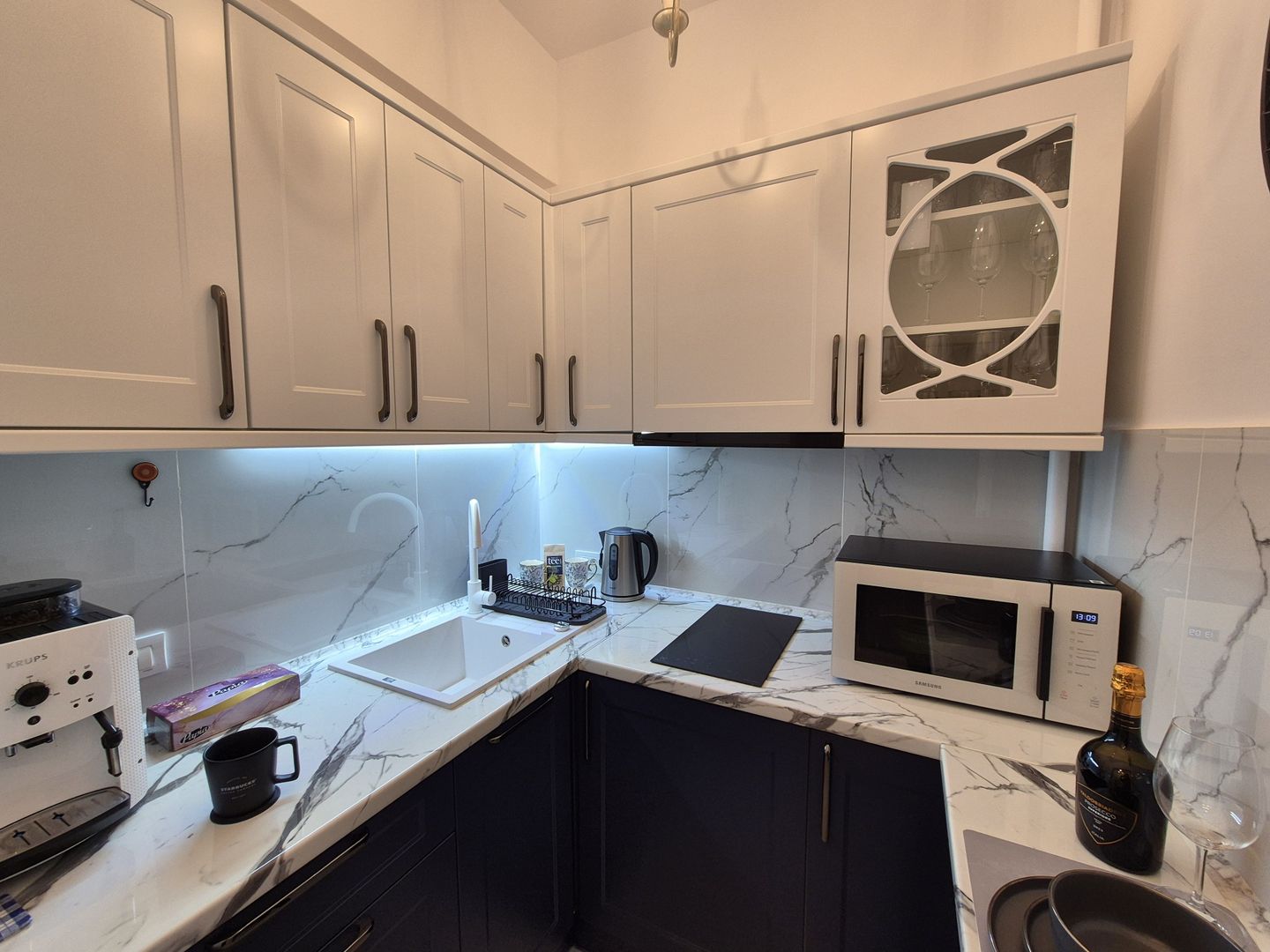 Garsonieră Modernă și Elegantă, Centrul Istoric al Bucureștiului (Piața Romană) - Poză 5