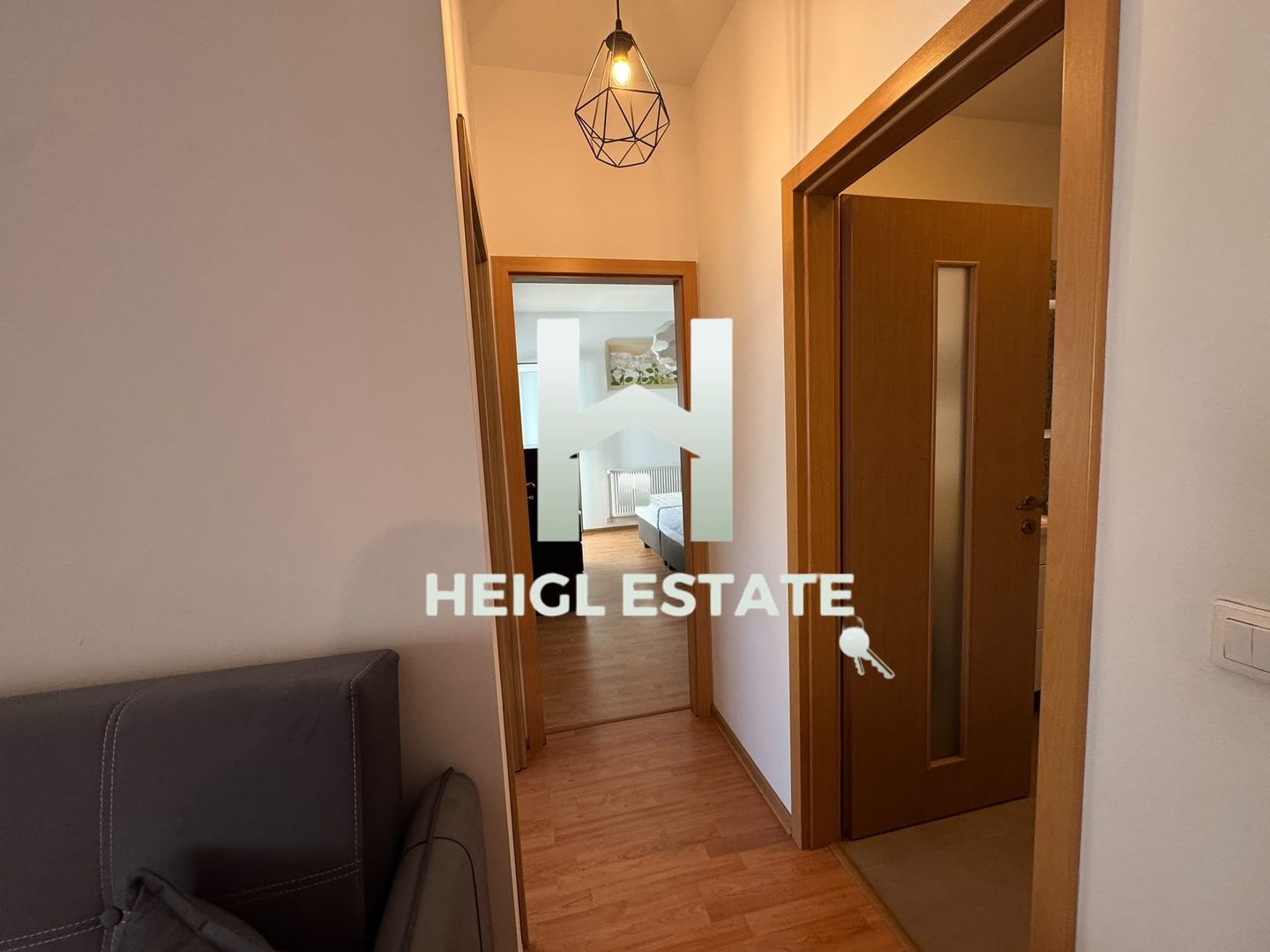 Apartament cu 3 camere si parcare privata, zona Torontalului, Lângă VOX - Poză 8