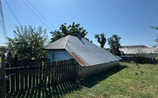 Casă tradițională de vânzare în Războieni, Târgu Frumos – 502 mp teren - Poză 3