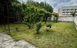 Casa Ultracentral singur ï¿½n Curte - Poză 2