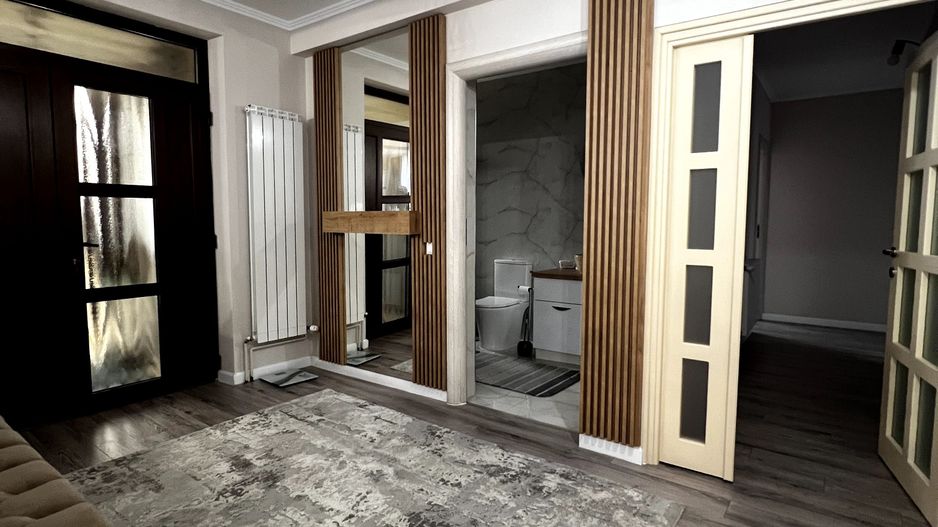 Complex din casa noua si 3 cabane, piscina încalzita 6600 mp teren - Poză 10