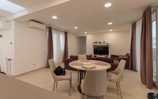 Penthouse dispus pe 2 niveluri in Dambul Rotund - Poză 8
