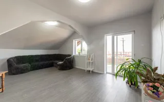 Casa cu teren generos si gradina spectaculoasa – Comuna Cuca, Arges! - Poză 12