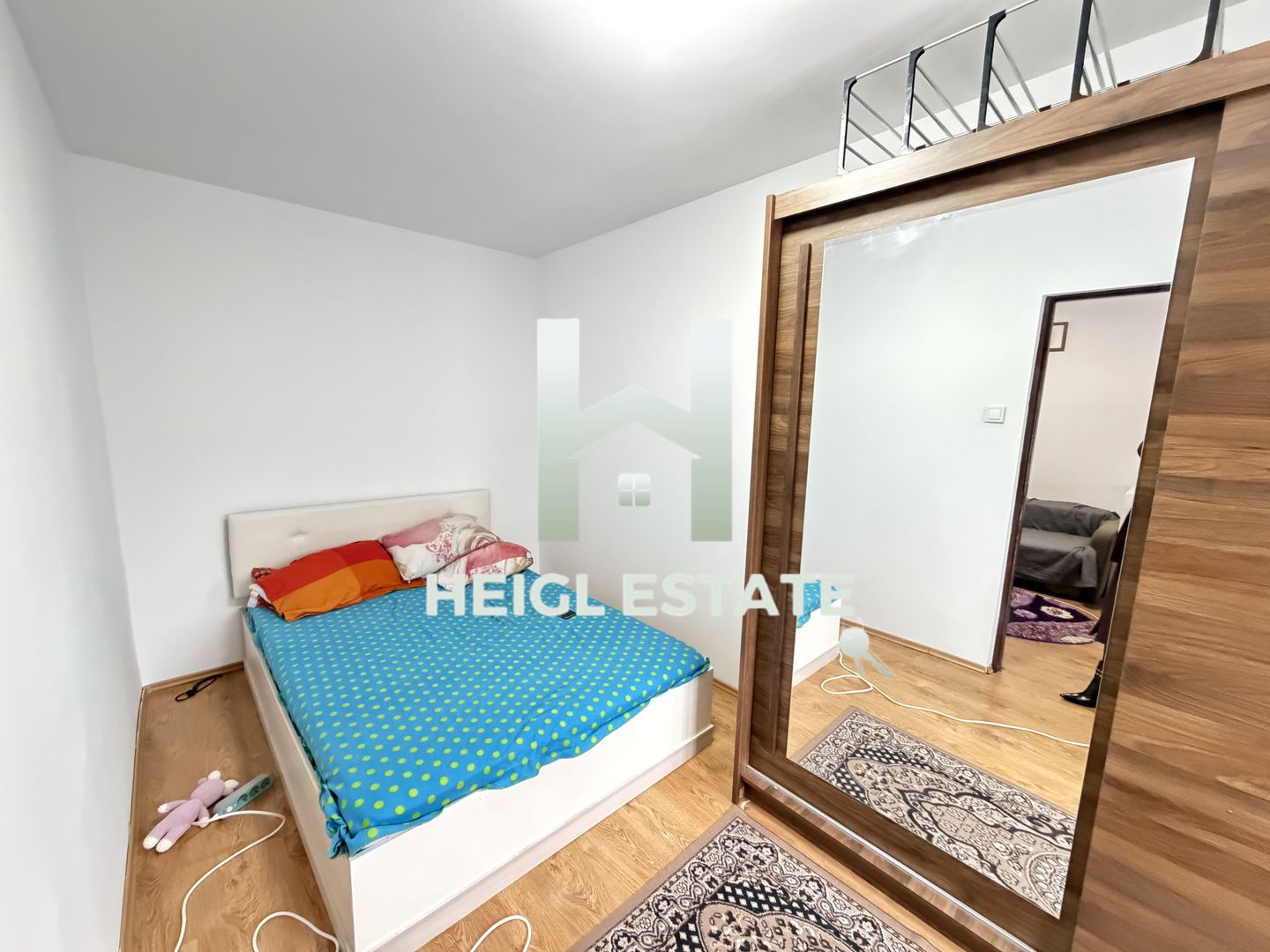 Apartament cu 2 camere etaj intermediar in zona Sagului - Poză 3
