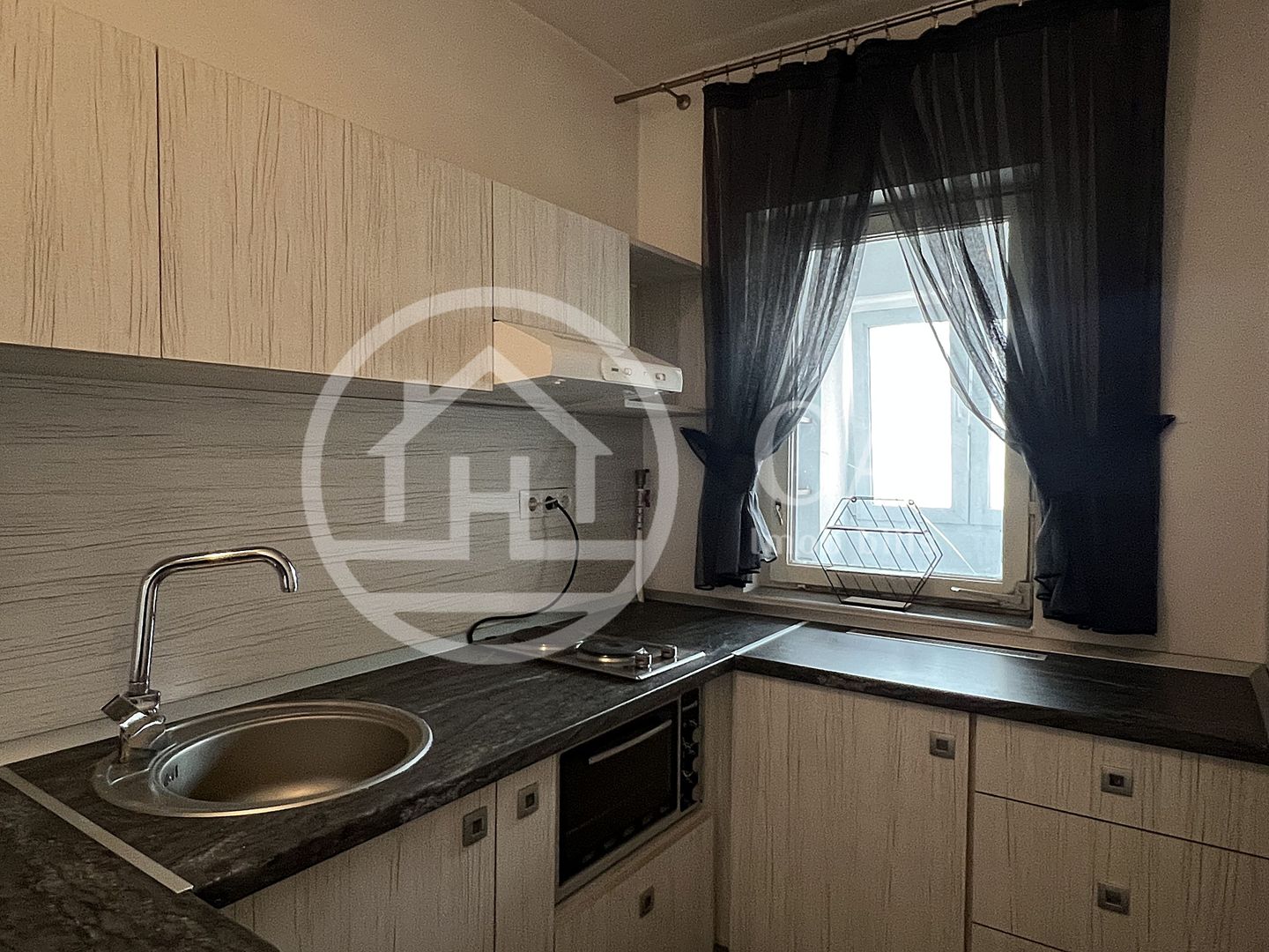 Garsoniera de vanzare in zona Rogerius, Oradea - Poză 7