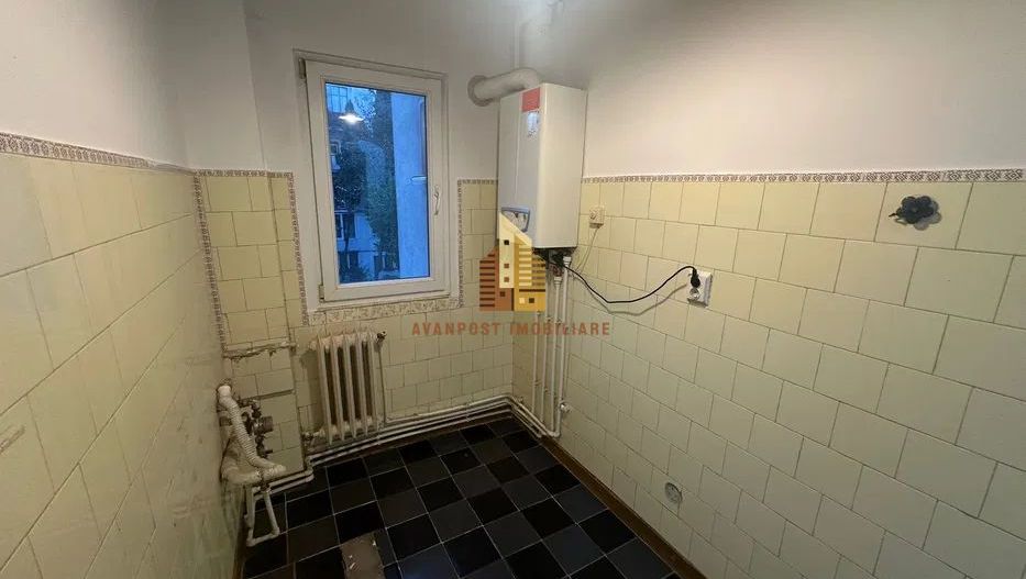 | Apartament cu 2 camere de vanzare | Cartierul Grigorescu | Etaj intermediar | - Poză 3