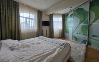De vanzare-Vila spatioasa cu gradina si foisor-oaza de liniste - Poză 7