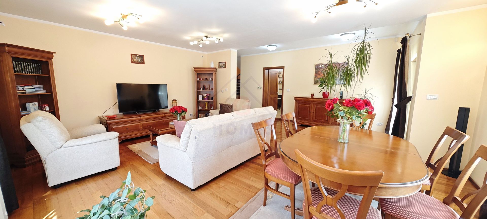 Casa spatioasa. Pretabil si pt. clinica, invatamant, camin varstnici. - Poză 56