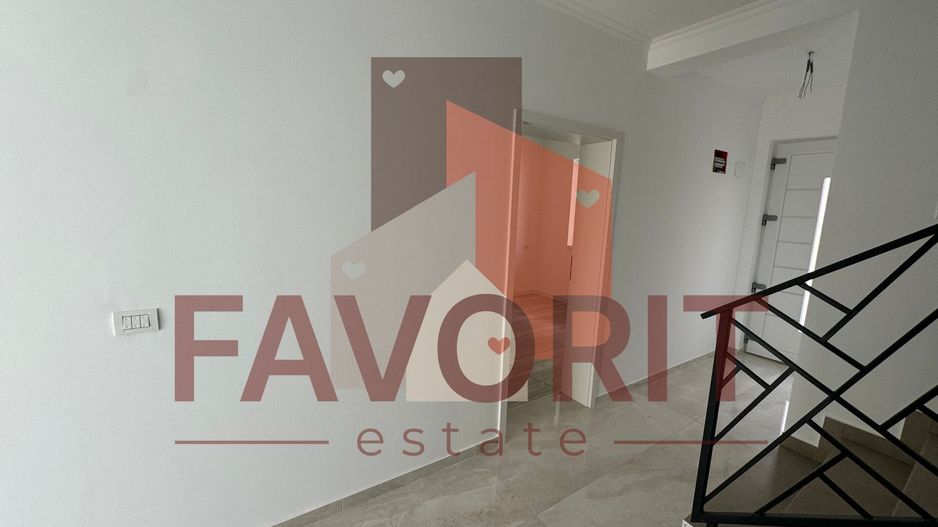 Finisaje la alegere. Vatra veche a satului. La asfalt - Poză 4