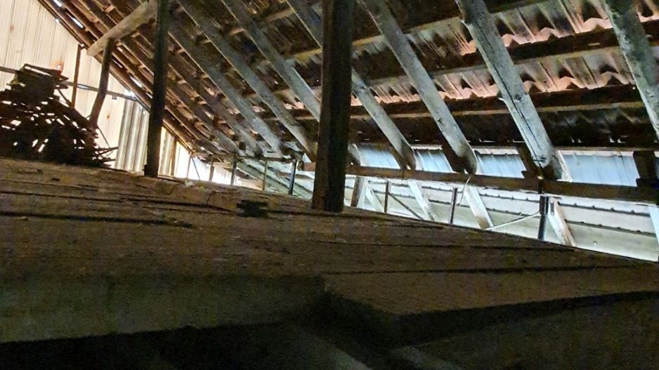 Vilă P+M la ”ROȘU”, teren 345 mp, zona CARTIER; - Poză 3