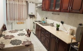 Apartament 1 cameră, parcare individuală și curte închisă. - Poză 2