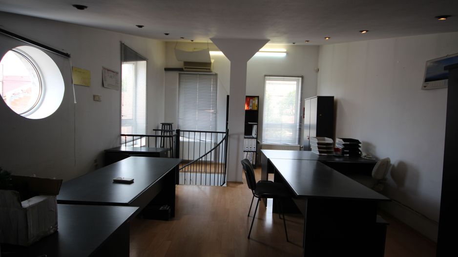 Imobil cu destinatie mixta - Poză 25