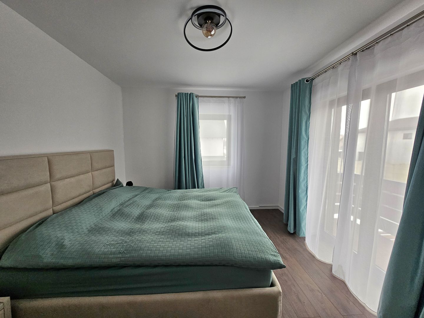 Casa de inchiriat la munte la doar 10 minute de Brasov - Poză 8
