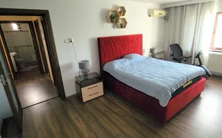 4 spatii comerciale + Vila /chiriasi /depozitare, teren 1401 mp, acces DN1 - Poză 13