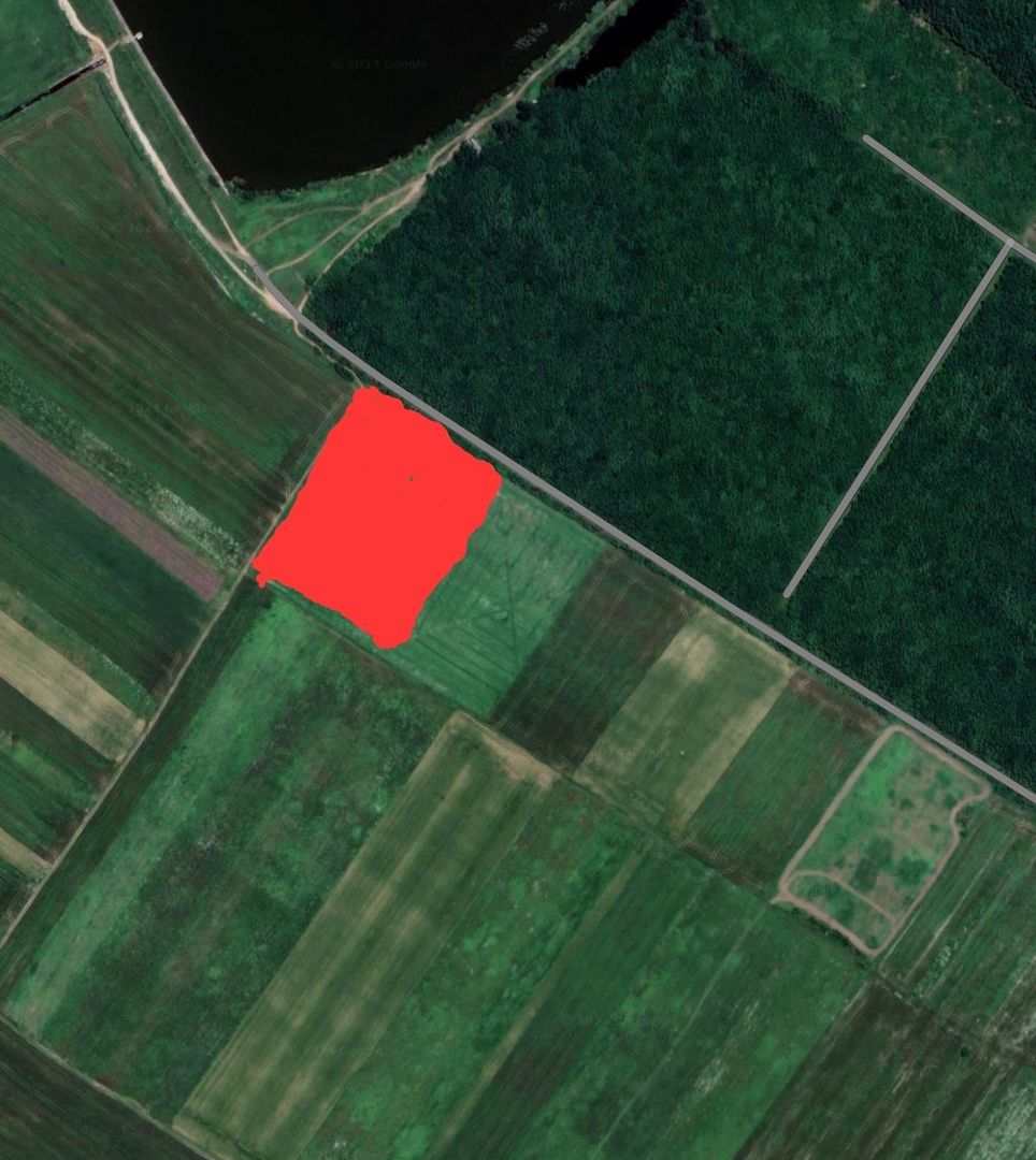 Teren (livada) destinatii multiple, imprejmuit, zona super - Poză 10