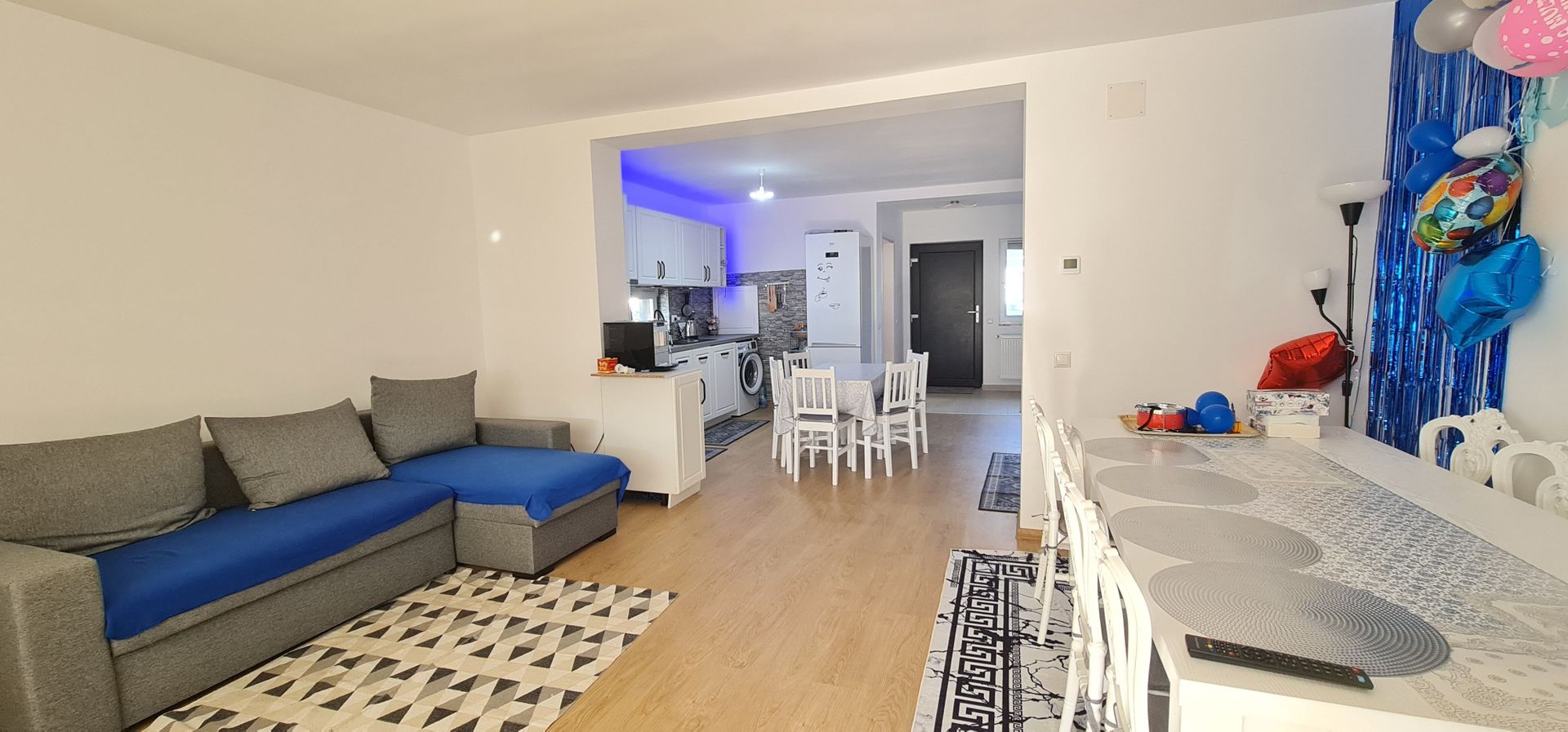 Casa 4 camere mobilata si utilata in Cartier Izvor Tarlungeni Brasov - Poză 2