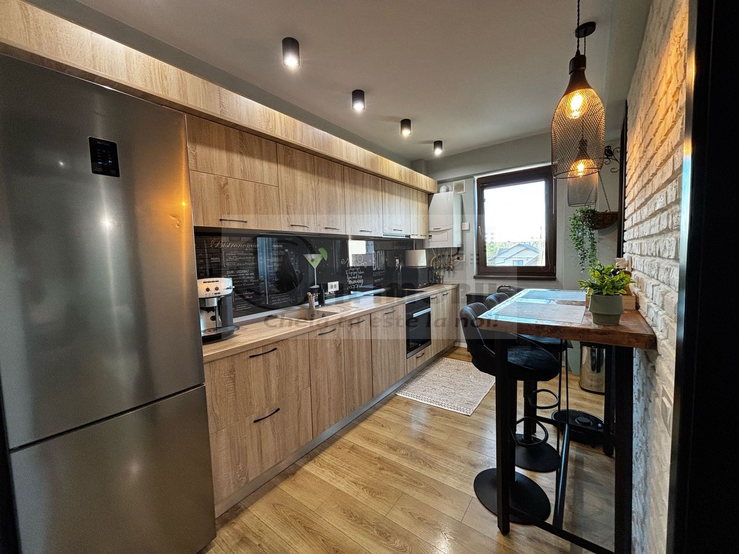 Ap 3 cam 80mp, Et2, Valea Lupului, 2 locuri de parcare- 171.000 € - Poză 7