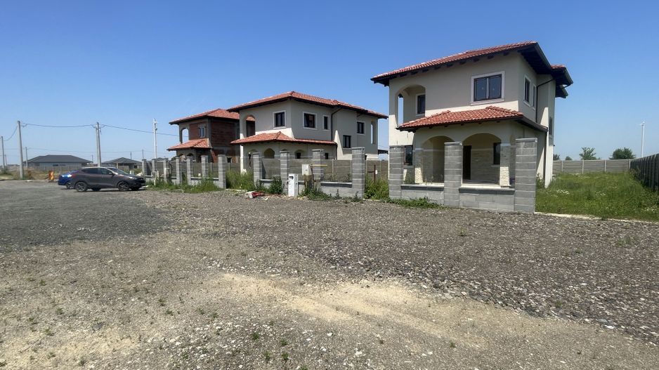 Case Individuale | 4 camere | Teren 632 mp | Toate Utilitatile | Comision 0% - Poză 1